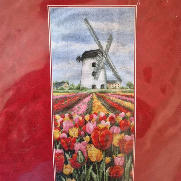 Anchor Dutch Tulips Counted Cross Stitch Kit - Picture 1 of 5